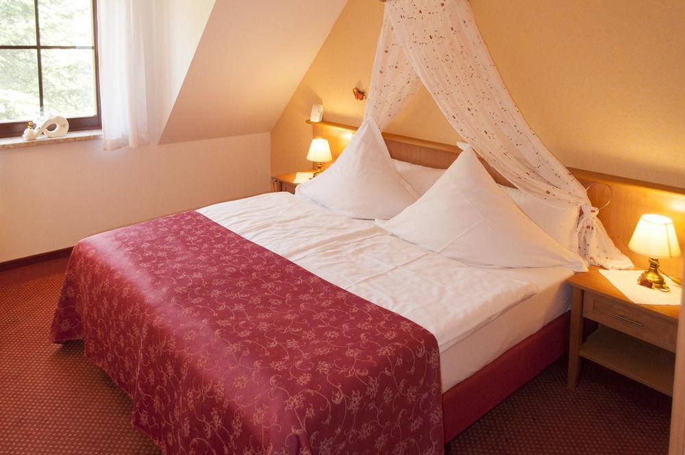 Landhotel Zur Guten Einkehr Grubschütz エクステリア 写真