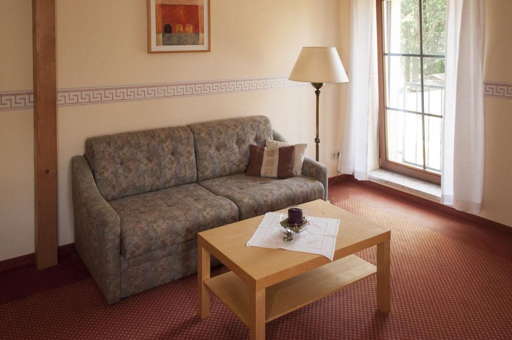 Landhotel Zur Guten Einkehr Grubschütz エクステリア 写真
